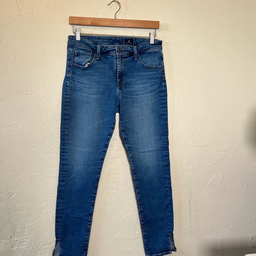 AG Adriano Goldschmied Skinny Jeans Size 30R Medium Wash Ankle Slit